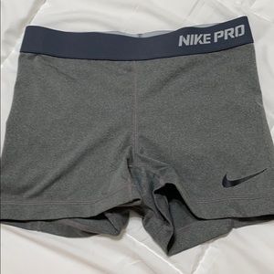 Light grey Nike pros old band style lightly worn